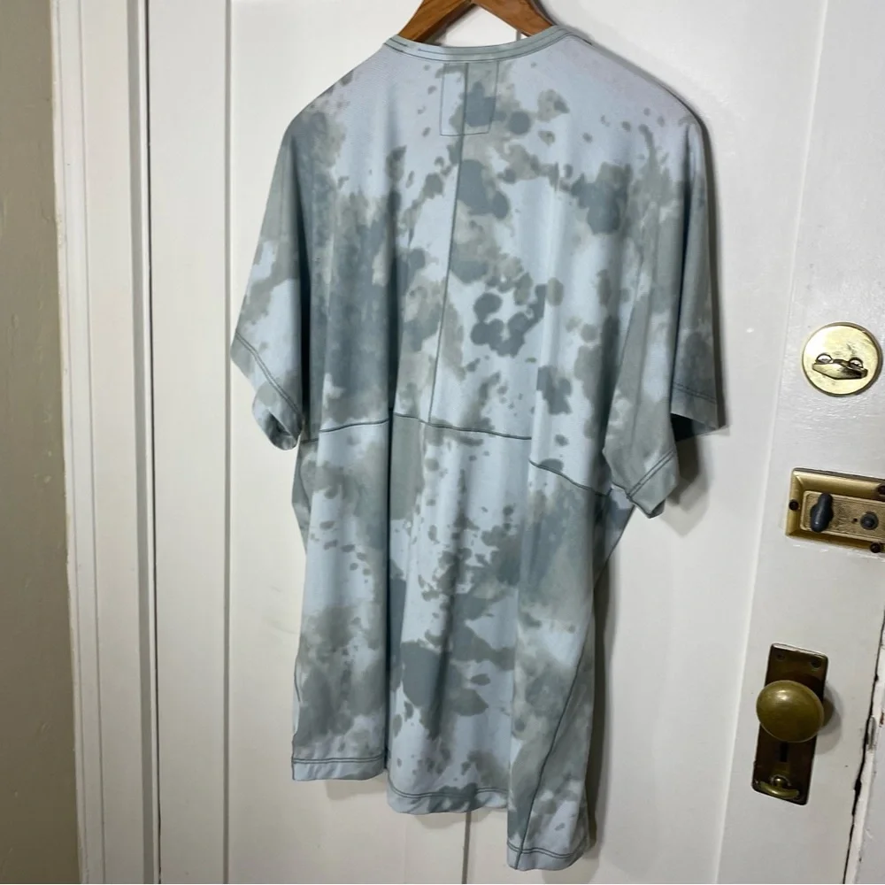 Nike Yoga Dri-fit Allover Print Yoga Top Blue Green XL